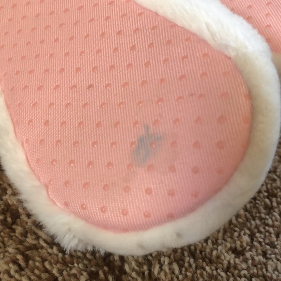 𝅺Carters Unicorn Slippers - Picture 12 of 12